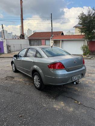FIAT LINEA 1.9 MPI LX 16V FLEX 4P MANUAL